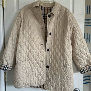 Burberry cream lightweight quilted jacket with classic plaid interior